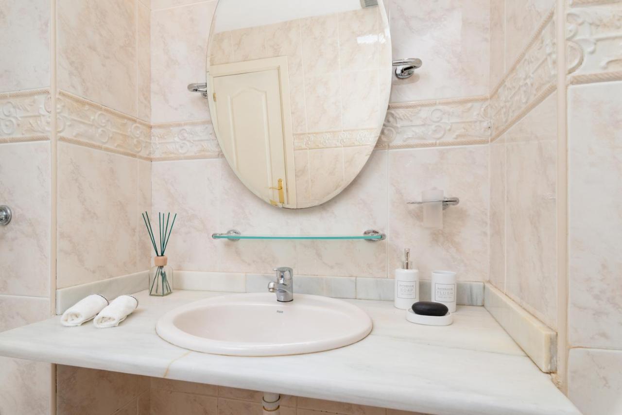 Fee4Me: First Line Luxury Apartment Arrecife  Ngoại thất bức ảnh